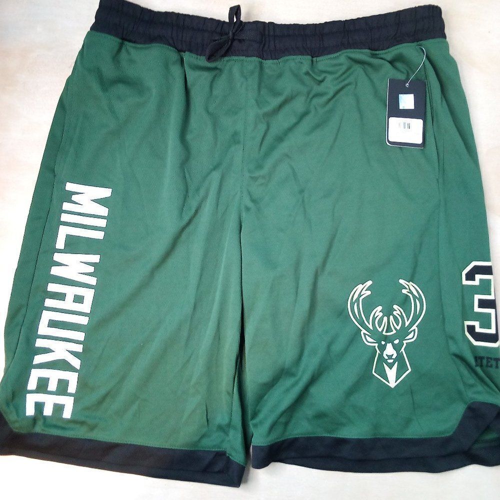 NWT NBA Milwaukee Bucks Giannis Antetekounmpo Athletic Shorts Basketball